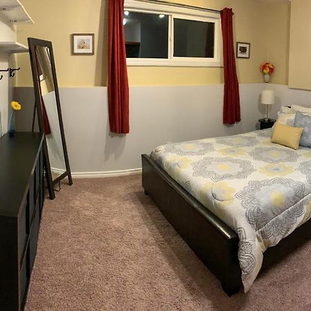 Newly Renovated Basement Suite! Lethbridge Bagian luar foto