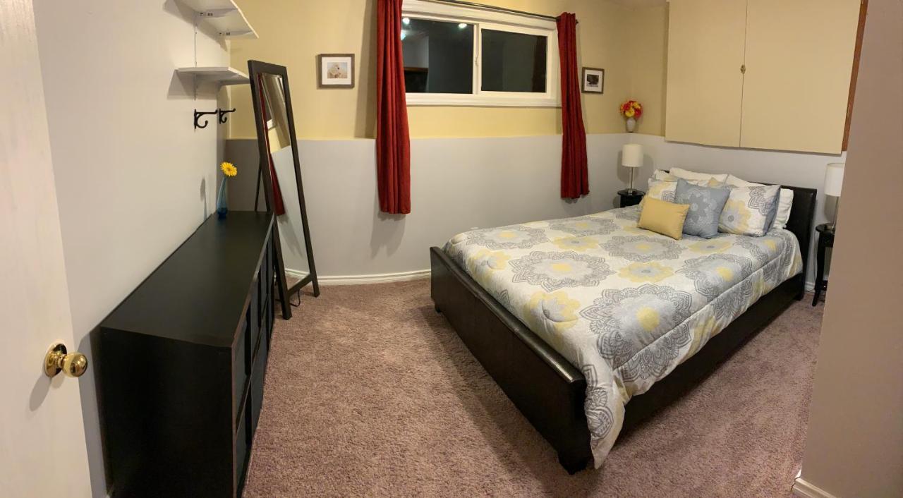 Newly Renovated Basement Suite! Lethbridge Bagian luar foto